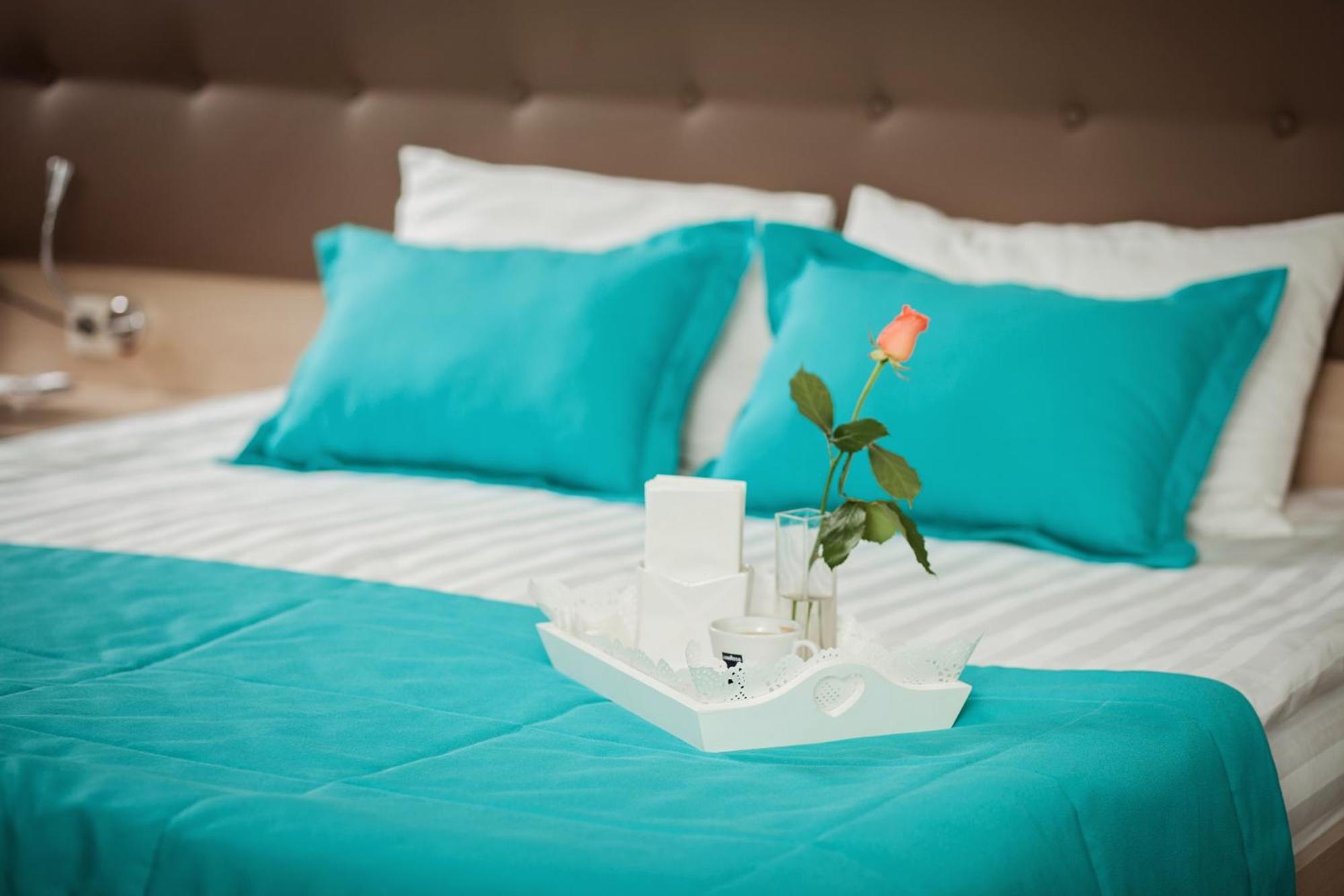 Hotel Versailles Lutsʼk Quarto foto